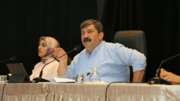 TOROSLAR’A OKUMA SALONU VE EMEKLİ EVİ GELİYOR