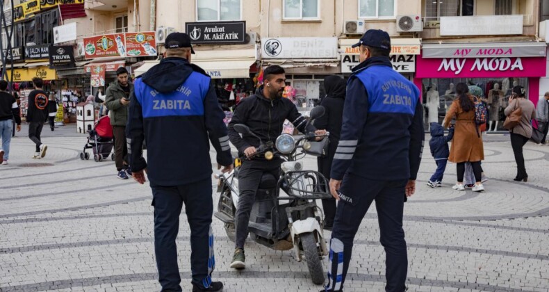Büyükşehir Zabıtası’ndan Tarsus Yarenlik Alanı’nda Denetim