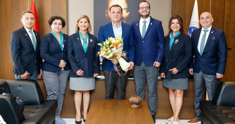 Başkan Özyiğit İlçe Spor Kulüp Başkanlarını Ağırladı.!