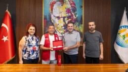 Mezitli Belediye Başkanı Ahmet Serkan Tuncer Mezitli Kızılay Başkani Ve Yönetimini Kabul Etti.