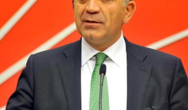 #SONDAKİKA   CHP İstanbul İl Başkanlığı’na kayyum atanan Gürsel Tekin, CHP’den ihraç edildi