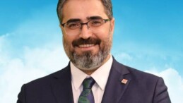 #SONDAKİKA  AKP eliyle CHP İstanbul İl Başkanlığı’na atanan kayyum heyetinden çekilen Hasan Babacan’ın yerine yedek listede bulunan Gökmen Güneş kayyumluğu reddetti.