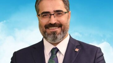 #SONDAKİKA  AKP eliyle CHP İstanbul İl Başkanlığı’na atanan kayyum heyetinden çekilen Hasan Babacan’ın yerine yedek listede bulunan Gökmen Güneş kayyumluğu reddetti.