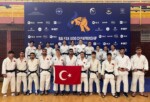 Milli judocular, Kosova’da düzenlenen Büyükler Balkan Judo Şampiyonası’nda toplam 11 madalya kazandı. 🇹🇷  🥇3 Altın 🥈2 Gümüş 🥉6 Bronz