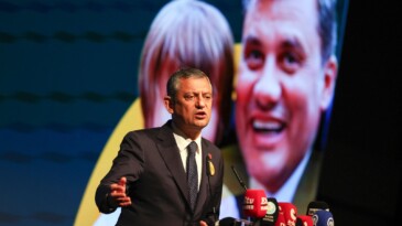 CHP Genel Başkanı Özgür Özel, Ferdi Zeyrek Vakfı Açılışında Konuştu.
