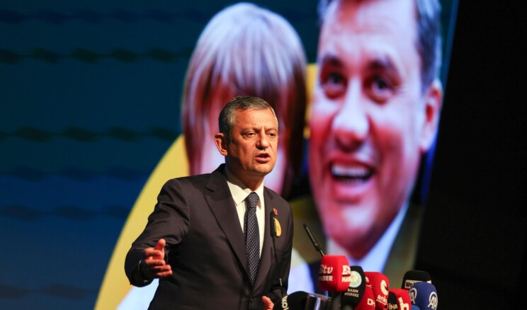 CHP Genel Başkanı Özgür Özel, Ferdi Zeyrek Vakfı Açılışında Konuştu.