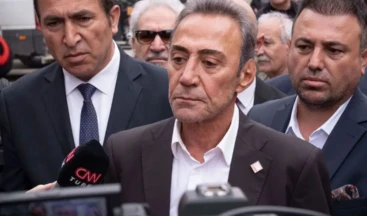 Son Dakika… Berhan Şimşek ihraç istemiyle disipline sevk edildi! Son dakika gelişmesi… CHP, İstanbul il yönetimine kayyum olarak atanan Gürsel Tekin ile birlikte açıklama yapacak olan eski il başkanı Berhan Şimşek’i ihraç istemiyle disipline sevk etti.