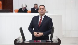 Ali Mahir Başarır: “Zeydan başkana özgürlük, ona hakkını teslim edin.