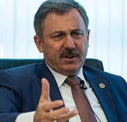 Selçuk Özdağ’dan Cumhurbaşkanı Erdoğan’a “Sumud Filosu” tepkisi: TCG İstanbul filoya eşlik edip insanların can güvenliğini teminat altına alacak mı?