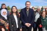 Dem’den Demirtaş’a Ziyaret