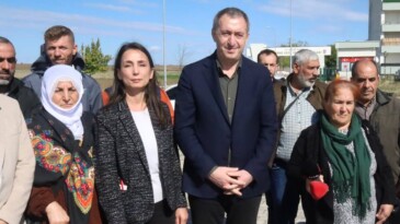 Dem’den Demirtaş’a Ziyaret