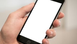 Cep telefonlarında ÖTV matrahları düzenlendi.  • 4.500 TL ve altı cep telefonları için vergi oranı %25, • 4.500-9.000 TL arası için %40, • 9.000 TL ve üzeri için ise %50 olarak uygulanacak.