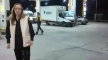 248 gündür tutukluydu: Tahliye edilen Ayşe Barım’dan ilk görüntü Gezi davasından tutuklu bulunan Ayşe Barım, tahliye edildi. Barım’ın cezaevi çıkışında ilk görüntüleri paylaşıldı