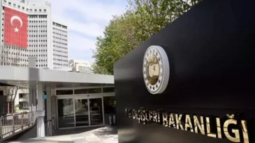 Son Dakika… Dışişleri Bakanlığı’ndan ‘Sumud’ açıklaması Dışişleri Bakanlığı, İsrail’in Sumud Filosu’na yönelik müdahalesine ilişkin yazılı açıklama yaptı.