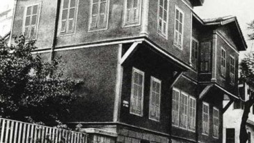 Restorasyon nedeniyle kapatılan Mustafa Kemal Atatürk’ün doğduğu ve çocukluğunu geçirdiği Selanik’teki ev, 10 Kasım’da yeniden açılacak.