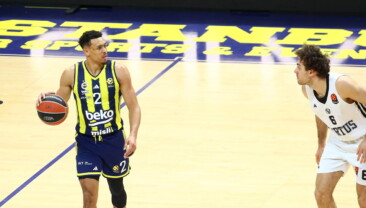 Fenerbahçe Beko, EuroLeague’de sahasında Virtus Bologna’yı 66-64 mağlup etti. Sarı-lacivertliler, ligde üst üste 5. galibiyetini elde etti.