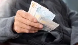 CHP’li Kılıç’tan emeklilerin bayram ikramiyesi için kanun teklifi CHP İzmir Milletvekili Sevda Erdan Kılıç, emeklilerin bayram ikramiyesinin bir aylık net asgari ücret tutarına çıkarılması için kanun teklifi verdi.