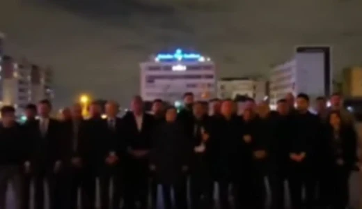 CHP’nin Bağcılar mitingi öncesi hazırlıklar sürerken meydanın elektriği kesildi