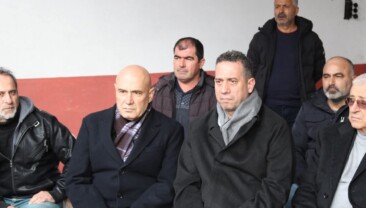 Ali Mahir BAŞARIR Mevkidaşı Turhan ÇÖMEZ’İ ZOR GÜNÜNDE YALNIZ BIRAKMADI