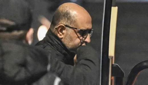 Aziz İhsan Aktaş davasında duruşma günü: Sanıklar 10 başlık altında savunma verecek Aziz İhsan Aktaş davası bugün görülmeye başlıyor. Suç örgütü lideri olduğu iddia edilen Aktaş ile birlikte, 34’ü tutuklu toplam 200 sanık ilk kez hakim karşısına çıkacak. Beşiktaş Belediye Başkanı Rıza Akpolat, Adana Büyükşehir Belediye Başkanı Zeydan Karalar ve Esenyurt Belediye Başkanı Ahmet Özer’in de aralarında yer aldığı isimler, 10 başlık altında savunma verecek. Duruşmanın ilk gününün büyük bir kısmının kimlik tespiti ile geçmesi bekleniyor