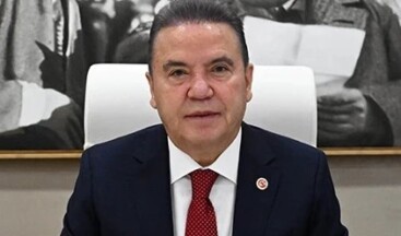 Antalya Büyükşehir Belediyesine yönelik soruşturmada, aralarında Muhittin Böcek’in de bulunduğu 41 şüpheli hakkında hazırlanan iddianame kabul edildi.   Böcek için 15 yıl 6 aydan 44 yıla kadar hapis istendi.   Tutukluların tutukluluğu sürerken, ilk duruşma 16 Mart’ta yapılacak.