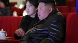 Güney Kore Ulusal İstihbarat Servisi, Kuzey Kore lideri Kim Jong Un’un, yerine geçmesi için 13 yaşındaki kızını varis olarak hazırladığını iddia etti.