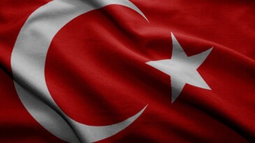 Milletimizin başı sağ olsun.   Balıkesir 9’uncu Ana Jet Üs Komutanlığı’ndan havalanan F-16 uçağının kaza kırıma uğraması sonucu şehit olan pilotumuza Allah’tan rahmet; acılı ailesine, silah arkadaşlarına ve aziz milletimize başsağlığı diliyoruz