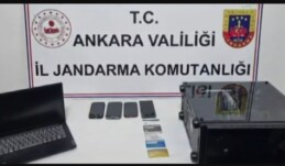15 ilde eş zamanlı siber dolandırıcılık operasyonu: 58 kişi tutuklandı İçişleri Bakanı Ali Yerlikaya, 15 il merkezli operasyonlarda 90 şüphelinin yakalandığını, 58’inin tutuklandığını duyurdu.