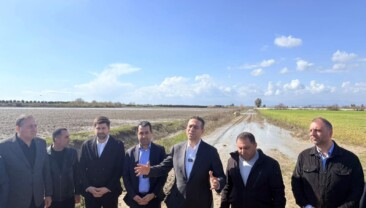 CHP Grup Başkanvekili Mersin Milletvekili Ali Mahir Başarır, Tarsus’ta sel bölgesinden AK Partili vekile seslendi “Misafir Nebati, turist Nebati, hayalet Nebati…”