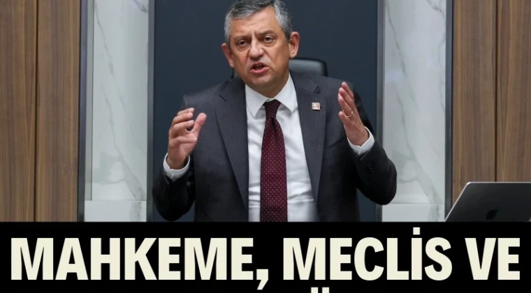 CHP’nin 19 Mart sonrası için eylem planı hazır CHP Genel Başkanı Özgür Özel, kurmaylarıyla yaptığı toplantıda üç ayaklı mücadeleyi anlattı. CHP’liler, dava bitene kadar Silivri’de olacak. Çarşı pazarda ülkenin en temel sorunları anlatılacak.