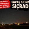 Savaş Güney Kıbrıs’a sıçradı: Patlama meydana geldi ABD ve İsrail’in İran’a saldırıları ve İran’ın misillemesi ile birlikte Orta Doğu’da tansiyon dinmek bilmezken, Güney Kıbrıs’ta bulunan İngiliz Egemen Üssü’nde İHA kaynaklı bir patlama meydana geldi. Bu, İran’ın AB üyesi olan GKRY’e ilk saldırısı olarak da kayıtlara geçti.
