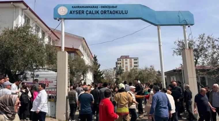 Kahramanmaraş’taki okul saldırısında can kaybı 10’a yükseldi Kahramanmaraş’ta dün gerçekleşen okul saldırısından bir acı haber daha geldi. Saldırıda can kaybı 10’a yükseldi.
