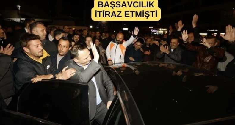 Bornova Belediye Başkanı Eşki’ye yurt dışı yasağı geldi Savcılığın, Bornova Belediye Başkanı Ömer Eşki ve beraberindeki üç kişinin serbest bırakılmasına itirazı değerlendiren mahkeme, tutuklama talebini reddetti, yurt dışı çıkış yasağı getirdi.