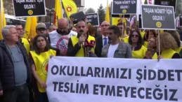 Eğitimciler MEB önünde nöbette Siverek ve Kahramanmaraş’taki saldırılar sonrası eğitimciler MEB önünde nöbette. “Bu münferit değil” tepkisi büyürken güvenlik çağrıları artıyor