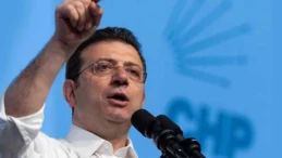 AİHM İmamoğlu için harekete geçti! İktidara kritik 6 soru İmamoğlu’nun başvurusunu öncelikli görüşme kararı alan AİHM, iktidara 6 soru yöneltti. Bu sorulardan dördü, hemen her başvuruda iletilen sorular. Ancak iki soru, İmamoğlu dosyasına özel… Biri davanın siyasi yönünü, diğeri ise tutuklama kararının cumhurbaşkanlığı adaylığı ile ilişkisini sorguluyor…