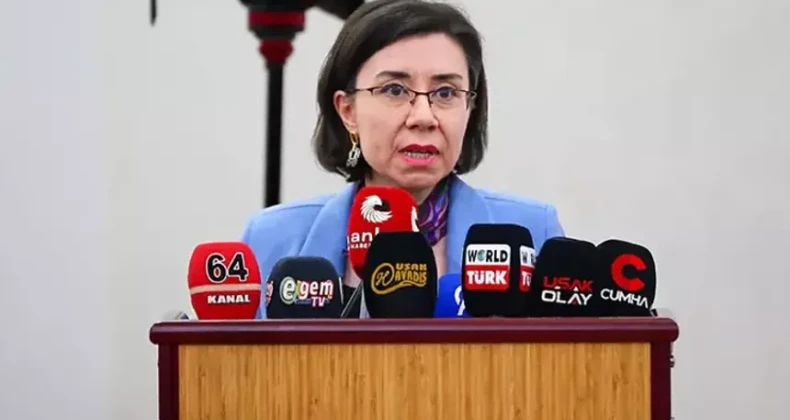 Uşak Belediye Başkanvekili CHP’li Hatice Terekeci Özkan oldu Uşak Belediye Başkanı Özkan Yalım’ın tutuklanmasının ardından yapılan oylamada CHP’nin adayı Hatice Terekeci Özkan başkanvekili seçildi