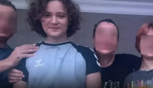 Kahramanmaraş saldırganı hakkında kan donduran detay ortaya çıktı Kahramanmaraş’taki okul saldırısını gerçekleştiren 16 yaşındaki İsa Aras Mersinli’nin WhatsApp profil fotoğrafında, 2014’te ABD’de 6 kişiyi öldürüp intihar eden Elliot Rodger’ın yer aldığı ortaya çıktı