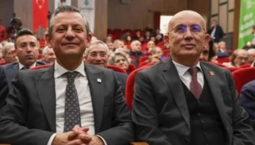 Erkol hamlesi: CHP yönetimi Ankara’da toplanıyor CHP’de Ankara İl Başkanı Ümit Erkol’un tutuklanması CHP’yi harekete geçirdi. Özgür Özel’in çağrısıyla tüm il başkanları Ankara’da toplanacak, süreç masaya yatırılacak