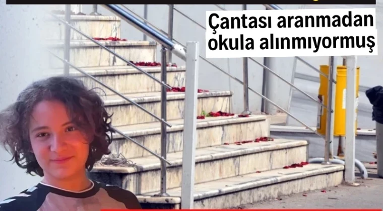 Saldırgan, çantası aranmadan okula alınmıyormuş Kahramanmaraş’ta Ayser Çalık Ortaokulu’nun Okul Aile Birliği Başkanı Hülya Çevik, 1 ay önce başka bir okula tayini çıkan müdür yardımcısı Alparslan Yıldırım’ın saldırgan öğrenci İsa Aras Mersinli’yi çok iyi tanıdığını belirterek, “Bu çocuk zaten Alparslan hocamın takibindeydi ve ‘Korkmayın. O çocuğun çantasını yoklamadan içeri almıyorum’ derdi” şeklinde konuştu. Öte yandan, saldırganın güvenlik güçlerine teslim edildiği anlarda “Affet beni” dediği öğrenildi.