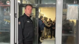 İşte Gülistan Doku’nun katil zanlısı Mustafa Türkay Sonel’in ifadesi Eski Tunceli Valisinin oğlu Mustafa Türkay Sonel, ifadesinde, Celal Altaş’ın ifadesindeki ‘Ben bu tabancayla birisini vurdum’ beyanını yalanladı.