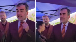 CHP’liler sokağa nasıl çıkıyor?’ diyen AKP’li başkana soğuk duş Aydın’da düzenlenen fide dağıtım etkinliğinde AKP İl Başkanı Mehmet Erdem ile gazeteci Ümit Yeşildağ arasında yaşanan diyalog kısa süreli gerginliğe neden oldu.