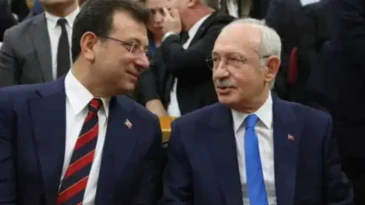 İmamoğlu’ndan Kılıçdaroğlu’na sert sözler: Emir aldığı Erdoğan… CHP’nin Cumhurbaşkanı adayı Ekrem İmamoğlu, parti yönetiminde yaşanan son gelişmelere ilişkin sessizliğini bozdu. Mevcut genel merkezi “sarayın yargı marifetiyle kurduğu bir operasyon” olarak nitelendiren İmamoğlu, yönetim anlayışını “siyasi kayyımlık” ve “dâhili bedhah” sözleriyle açıkladı.