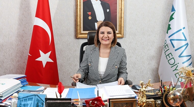 İzmit Belediye Başkanı Fatma Kaplan Hürriyet ve Eşi Gözaltına Alındı